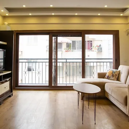 Apartment Cozy And Near Shore And Trendy Attractions In Karsiyaka, Izmir