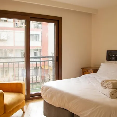 Apartment Cozy And Near Shore And Trendy Attractions In Karsiyaka,